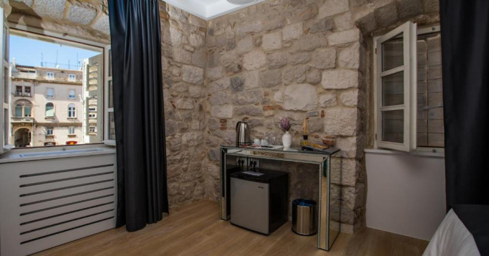 spalato-luxury-rooms-c053d65a0e969866.jpeg
