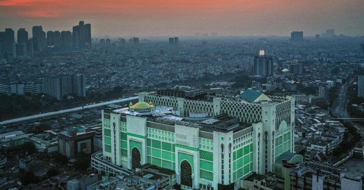 stanley-wahid-hasyim-jakarta-b4de8634b776cfbb.jpeg