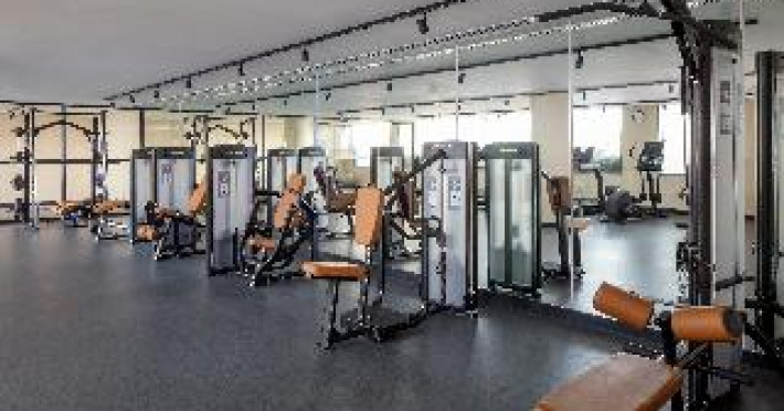 staybridge-suites-dubai-financial-centre-e6f67574b9c746ce.jpeg
