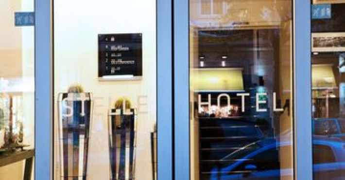 stelle-hotel-the-businest-f839757439c32412.jpeg