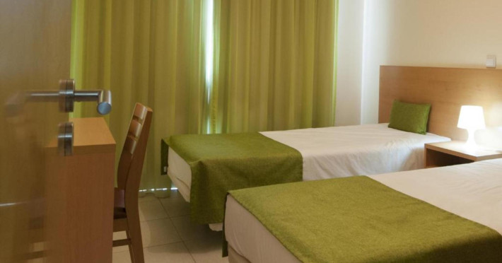 studio-17-by-atlantichotels-3cb8b9850e45b237.jpeg