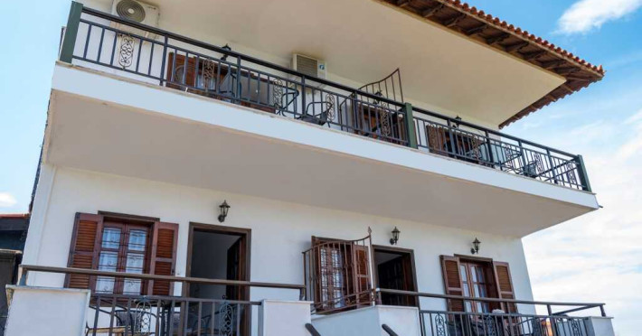 studios-kriopigi-halkidiki-e3e774c6300f2fce.jpeg