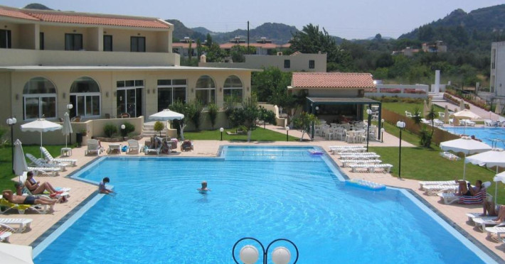 summerland-hotel-60bc64ded4708c93.jpeg