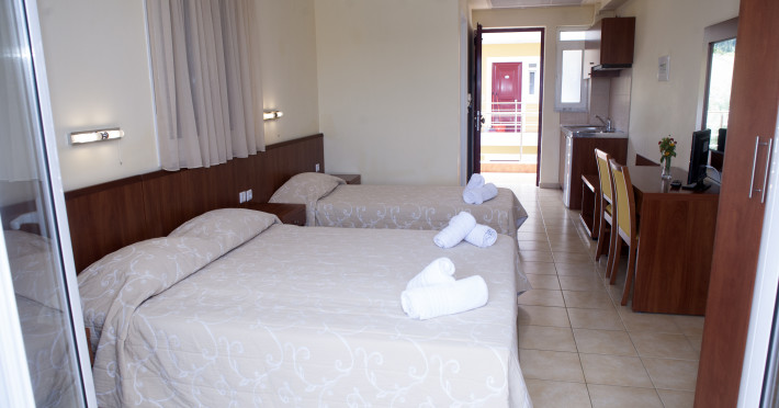 summertime-inn-hotel-2333d5aba841bef8.jpeg