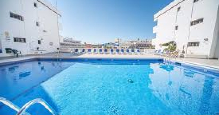 sun-beach-apto-santa-ponsa-b2623cb6eb32c3e8.jpeg