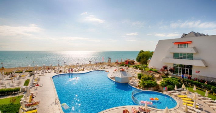 suneo-helios-beach-hotel-81a7893036c5a3de.jpeg