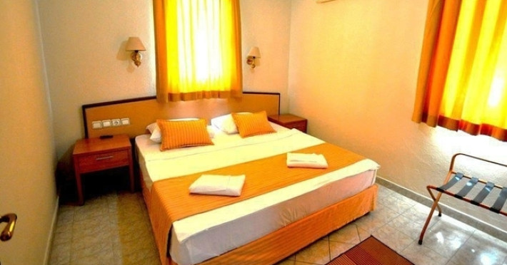 sunpoint-hotel-270c6c9fe1927b58.jpeg