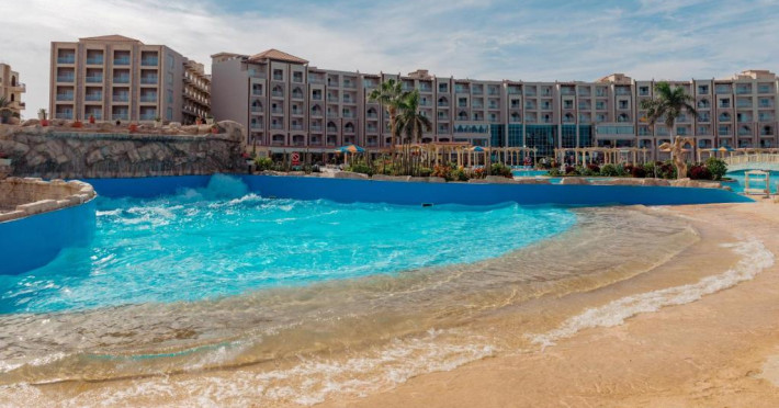 sunrise-alora-aqua-park-resort-ex-caesar-palace-aqua-park-b19a5bf9669fc9e7.jpeg
