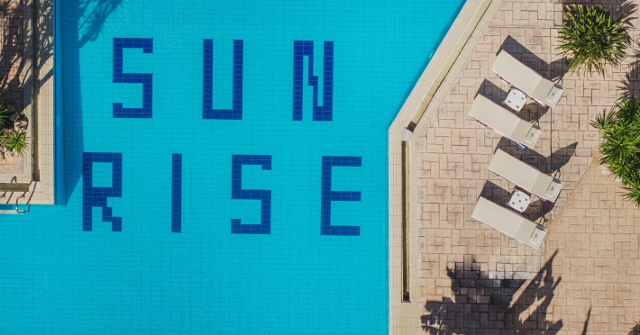 sunrise-hotel-d3bb74814ab034bd.jpeg