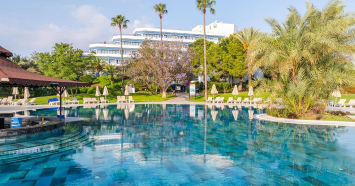 Sunrise Park Resort & Spa