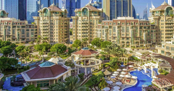 swissotel-al-murooj-dubai-fd63cf176dcdcc61.jpeg