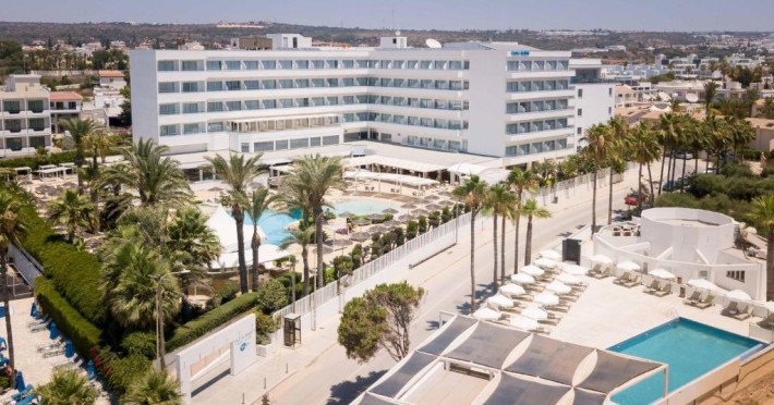 tasia-maris-beach-hotel-adults-only-d97f077ee9fd3136.jpeg