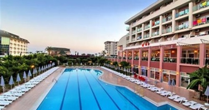 telatiye-resort-e92472493a9dba15.jpeg
