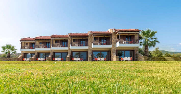 terra-doro-villas-4b86356b3e7d8f2f.jpeg