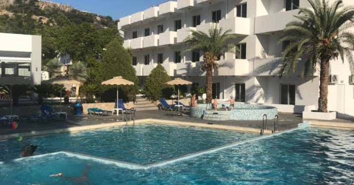Pefkos Breeze Hotel