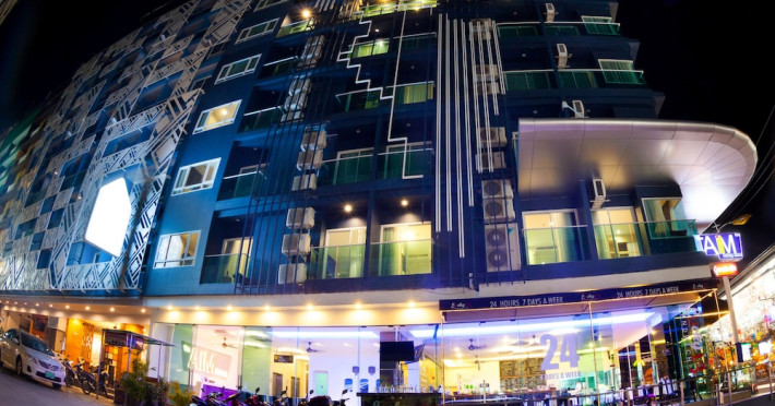 the-aim-patong-hotel-3c9ffe6573398bd5.jpeg