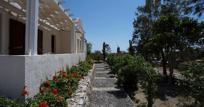 the-birds-villa-apartments-santorini-883ace2ac83692af.jpeg