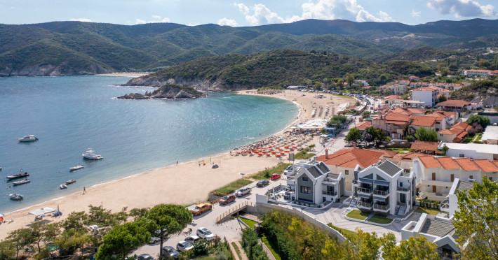 the-black-pearl-villas-halkidiki-b7c3077c7eb2470c.jpeg
