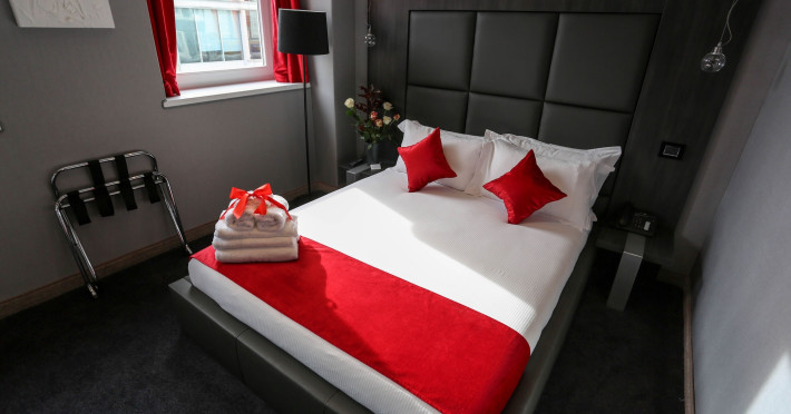 the-bryson-hotel-6933ce3674bb6e47.jpeg
