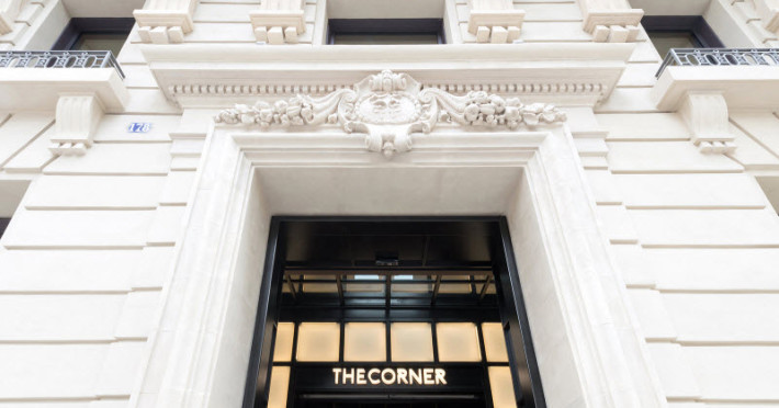 the-corner-hotel-03fe9c614bf219b8.jpeg