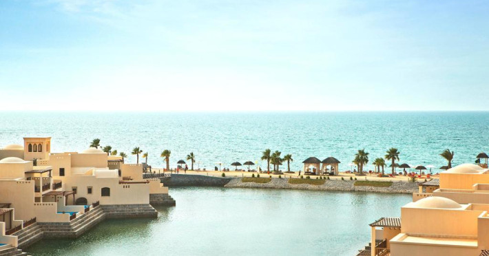 the-cove-rotana-resort-92005d3a72a657e2.jpeg