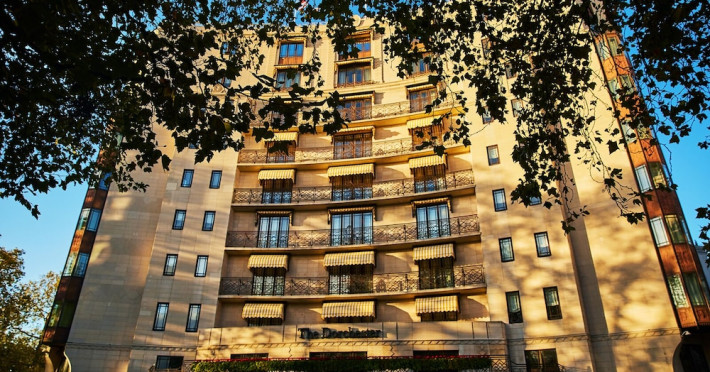the-dorchester-hotel-b735d91f5a0b1bcf.jpeg