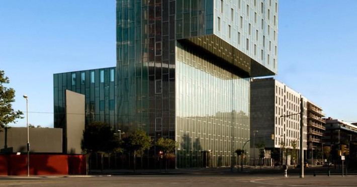 the-level-at-melia-barcelona-sky-5300120abc7e3b4a.jpeg