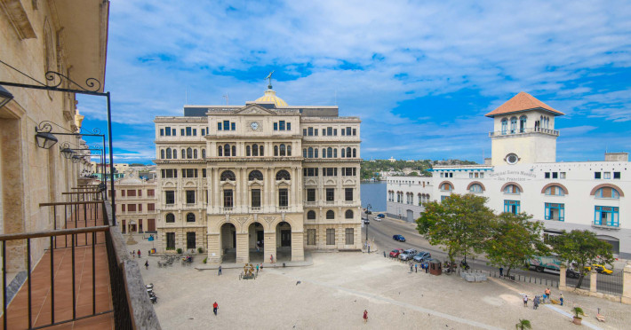 the-palacio-de-los-corredores-bbf8546789506a3e.jpeg