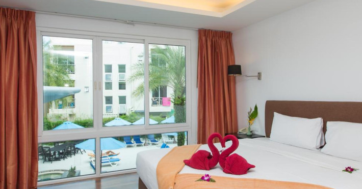 the-palms-4f1026bed56404ee.jpeg
