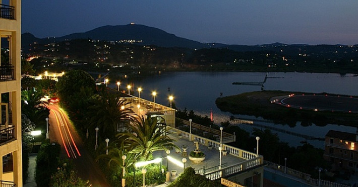 the-royal-grand-hotel-9f93585bc14ed42c.jpeg