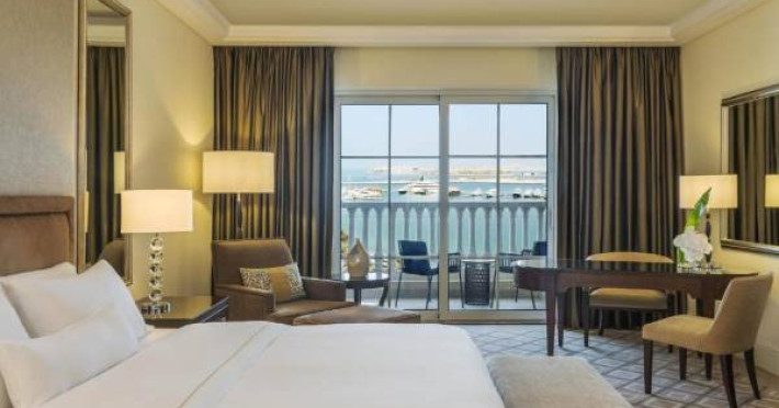 the-westin-dubai-mina-seyahi-beach-resort-marina-632ee08d1dfcaff3.jpeg