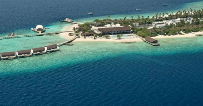 the-westin-maldives-miriandhoo-resort-0419b444c52a4f92.webp