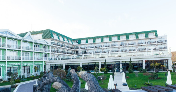 therma-eco-kids-hotel-8c1e94b0f8c3f5eb.jpeg