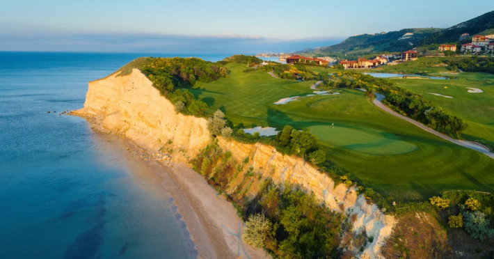 thracian-cliffs-golf-beach-resort-26bc380dcb126b91.jpeg