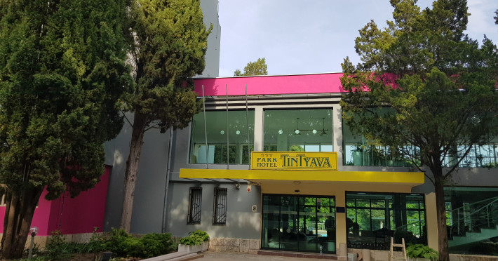tintyava-park-hotel-1438458bc8bd579a.jpeg