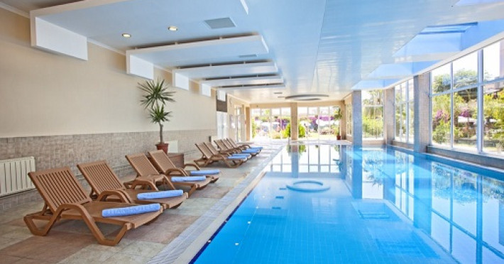titan-select-hotel-08a7000fcf2c91a6.jpeg