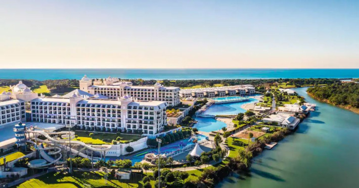 titanic-deluxe-golf-belek-6bb2470bebd4c033.jpeg
