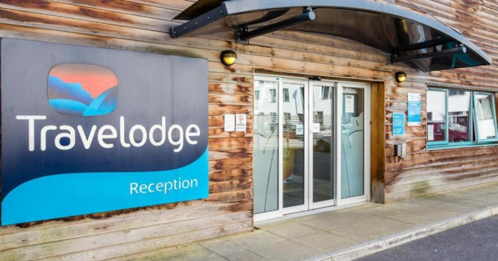 travelodge-caterham-whyteleafe-f1c111e99758479a.jpeg