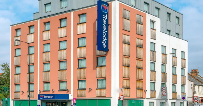 travelodge-london-balham-5be4f05fe7f8806a.jpeg