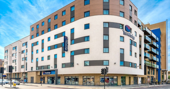 travelodge-london-greenwich-4caa16a46cb8b85f.jpeg