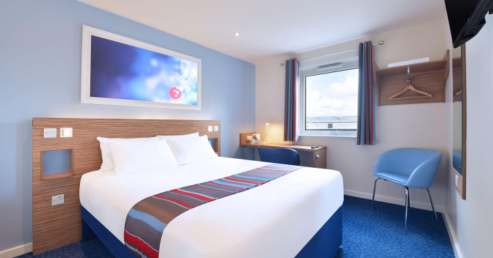 travelodge-london-twickenham-16f49daf43b95947.jpeg