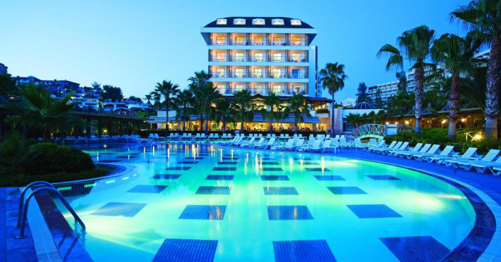 trendy-palm-beach-19224876c2b75501.jpeg