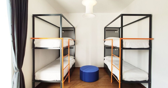 tric-trac-hostel-9232832d8ac62878.jpeg