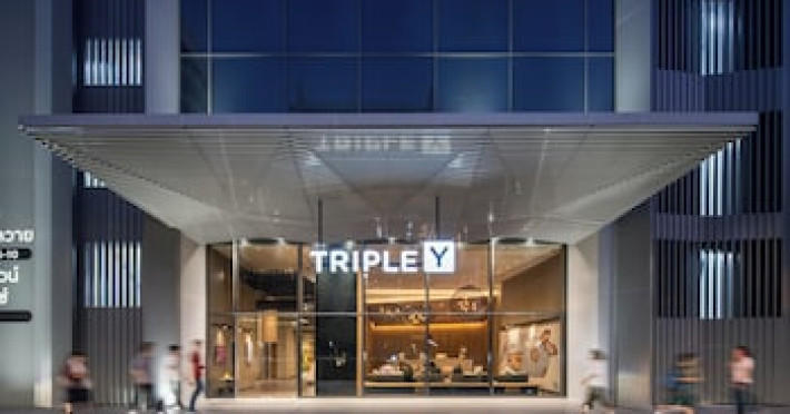 triple-y-hotel-abb559ca42618b05.jpeg
