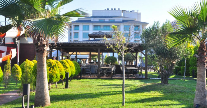 tui-day-night-connected-club-life-belek-0a30a92cb9e8c8b6.jpeg