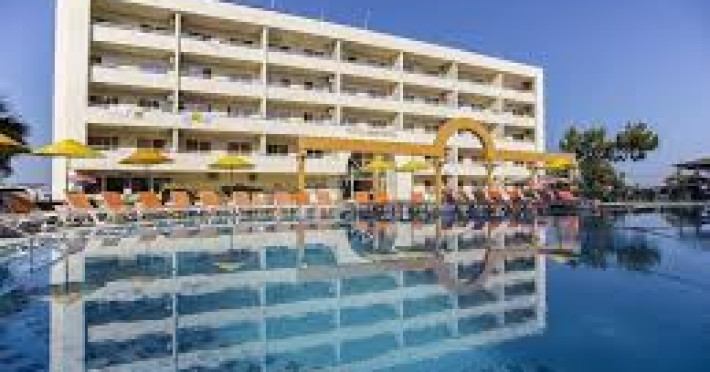 tuntas-family-suites-kusadasi-66c0c39a9067abe7.jpeg