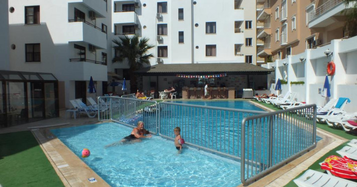 tuntas-suites-altinkum-840eb688a015d013.jpeg