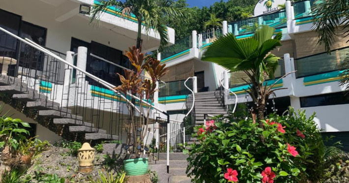 turtle-inn-resort-68e9a400775538da.jpeg