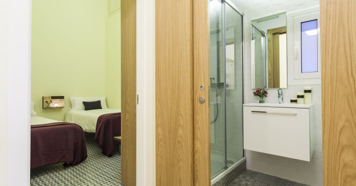 uma-suites-pau-claris-barcelona-83df372ff1f74d70.jpeg
