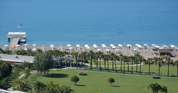 LARA BARUT COLLECTION